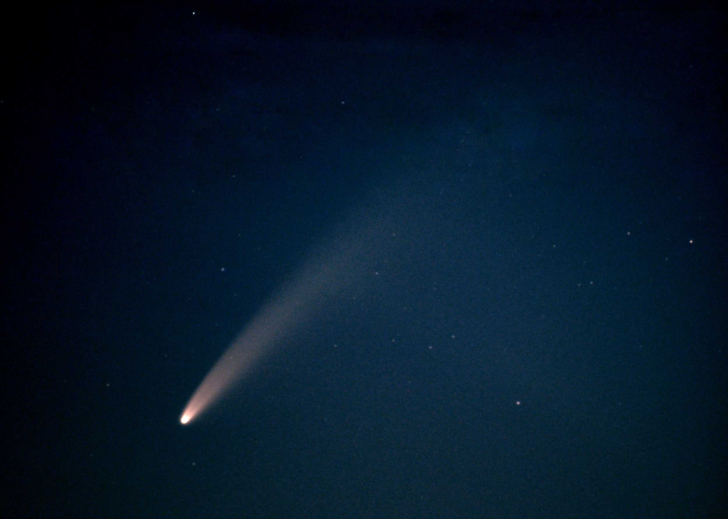 Комета макнота