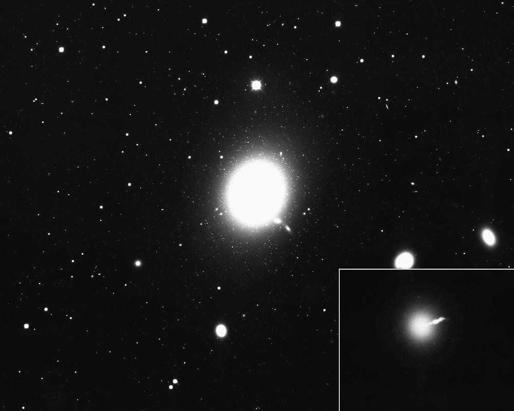 Черная дыра галактики m87: новые штрихи к портрету - dikobraz news