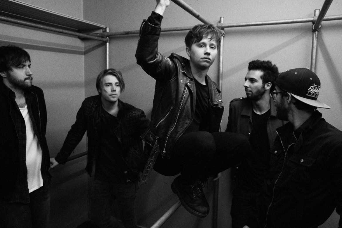 Nothing but thieves (альбом) - nothing but thieves (album)