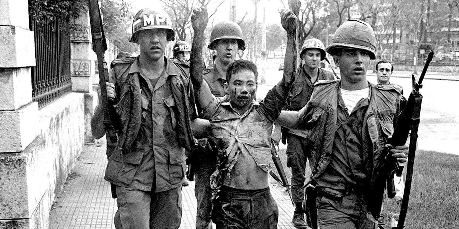Хроника войны во вьетнаме (18+)